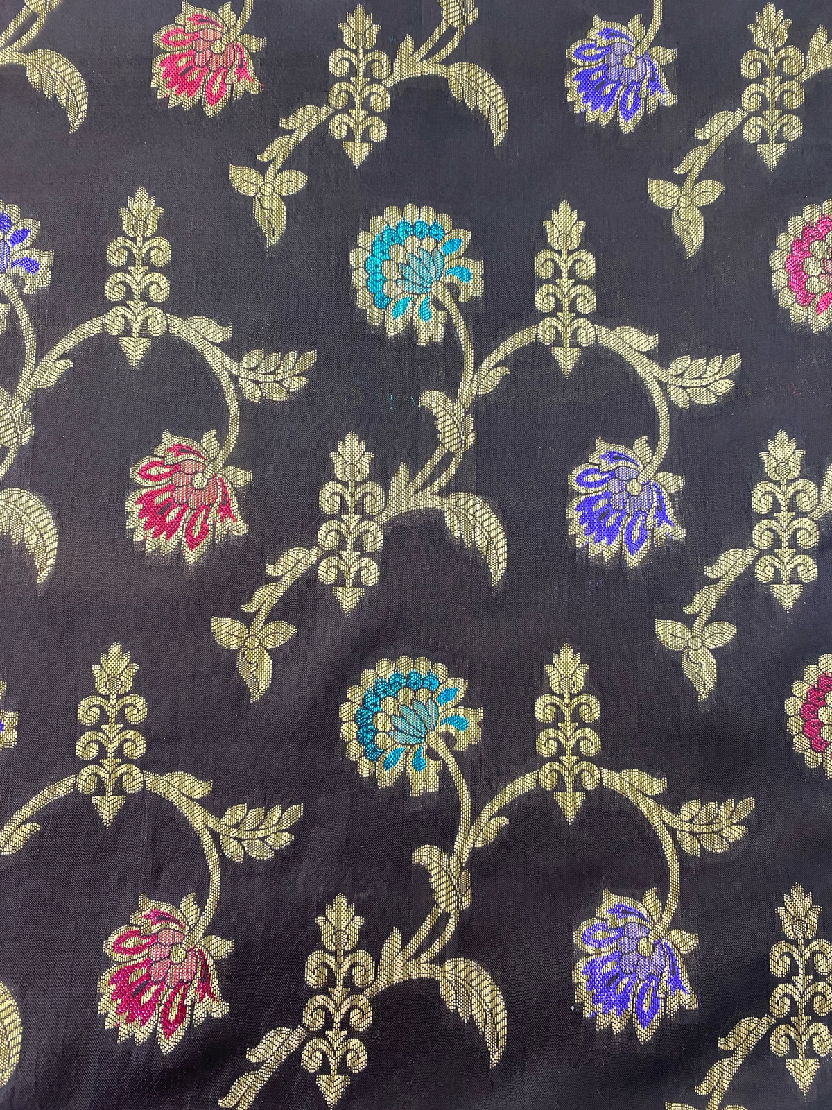 Pure Silk / حرير مزراي